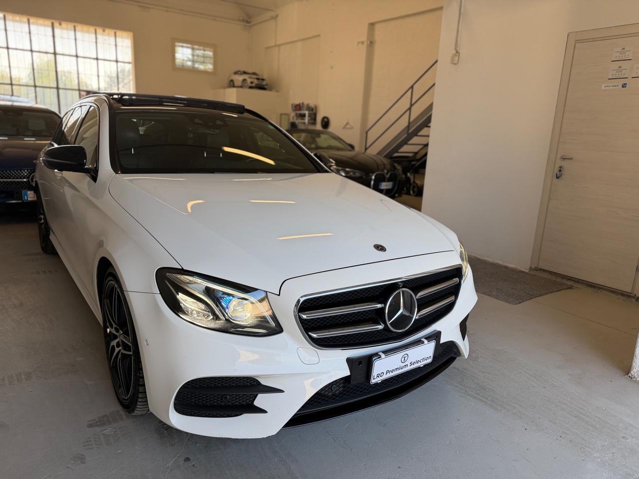 Mercedes E 220d AMG Line Tetto+Pelle+Led +Burmester Top Full