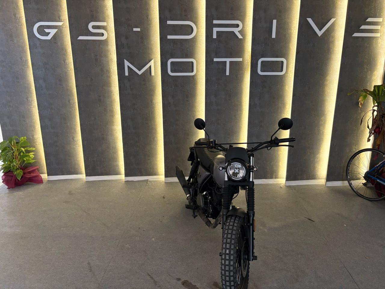 Brixton Felsberg 125 BRIXSTON 125CC