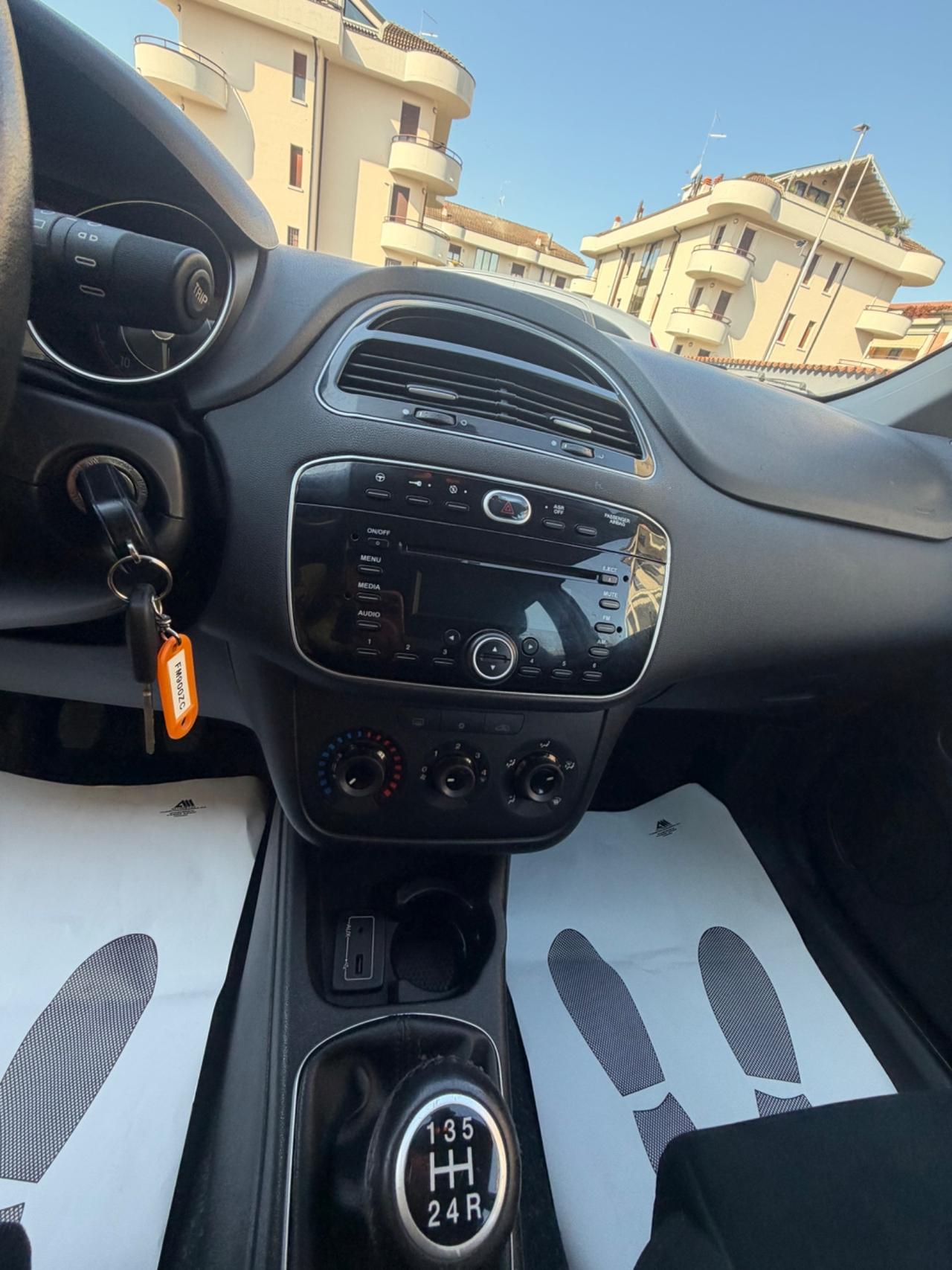 Fiat Punto 1.3 MJT II S&S 95 CV 5 porte Street