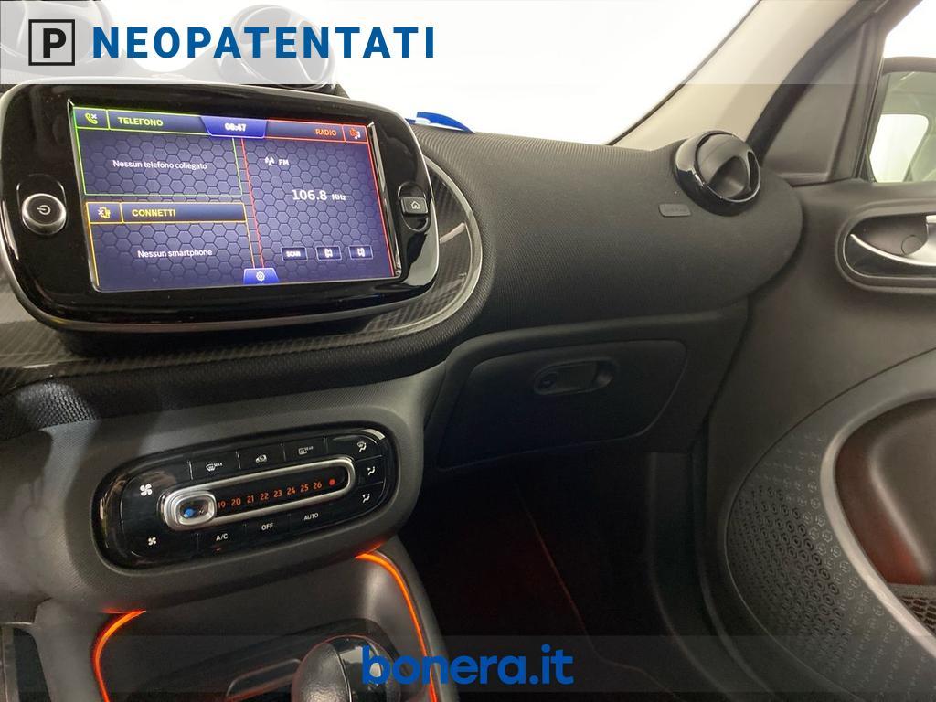 Smart forfour 22kW EQ racingrey