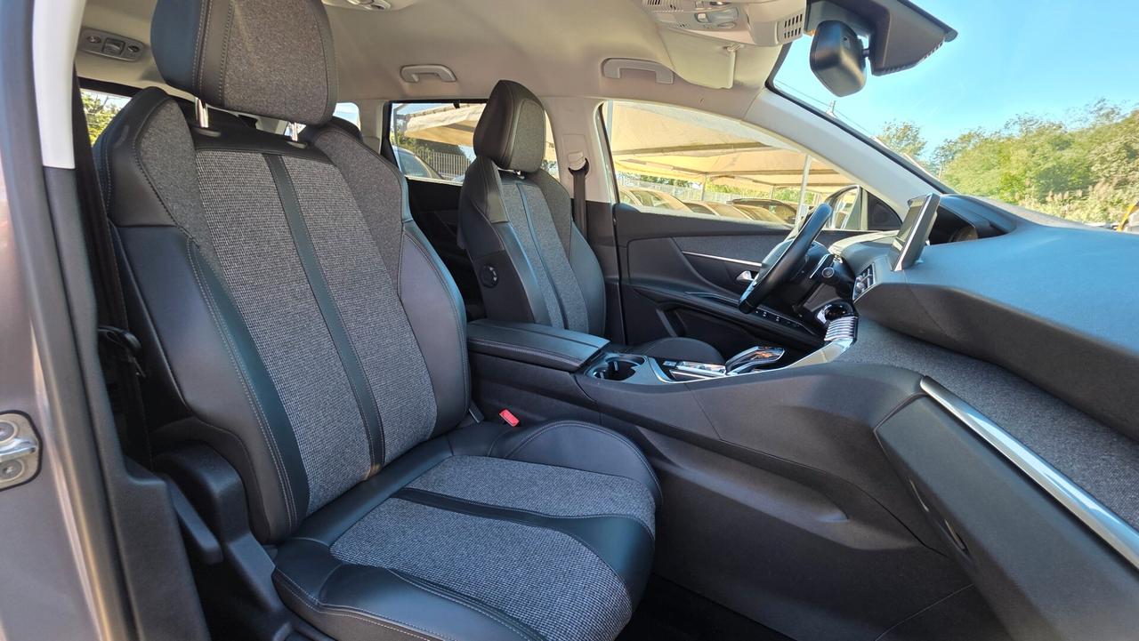 Peugeot 5008 BlueHDi 130 S&S Allure