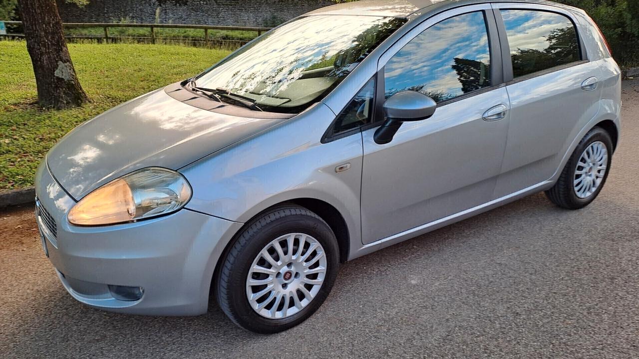 Fiat Grande Punto 1.4 GPL 5 porte OK NEOPATENTATI