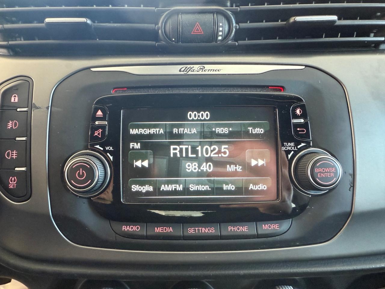 Alfa Romeo Giulietta 1.6JTDm Distinctive UNIPRO.2015