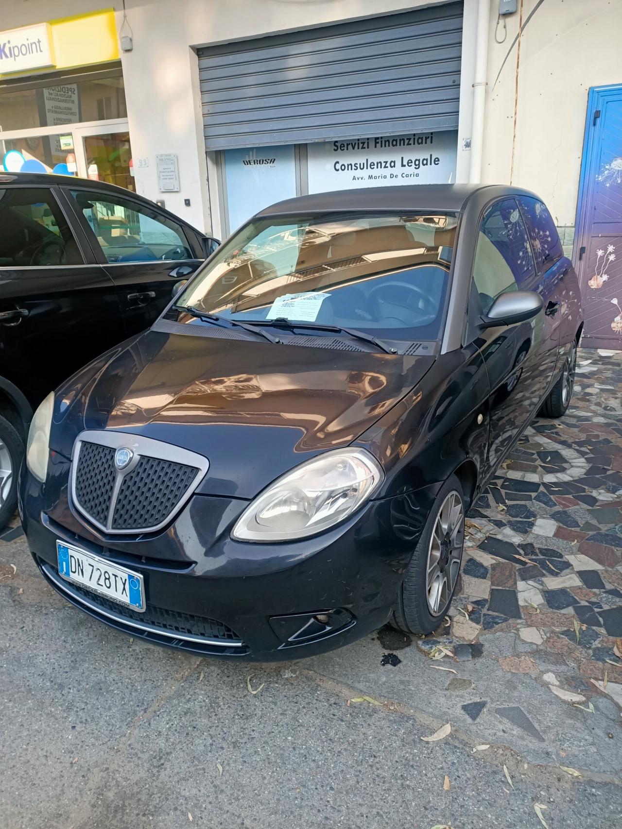 lancia ysilon 1.3 Mjet €3.200 TRATT. MomoDesign 2008
