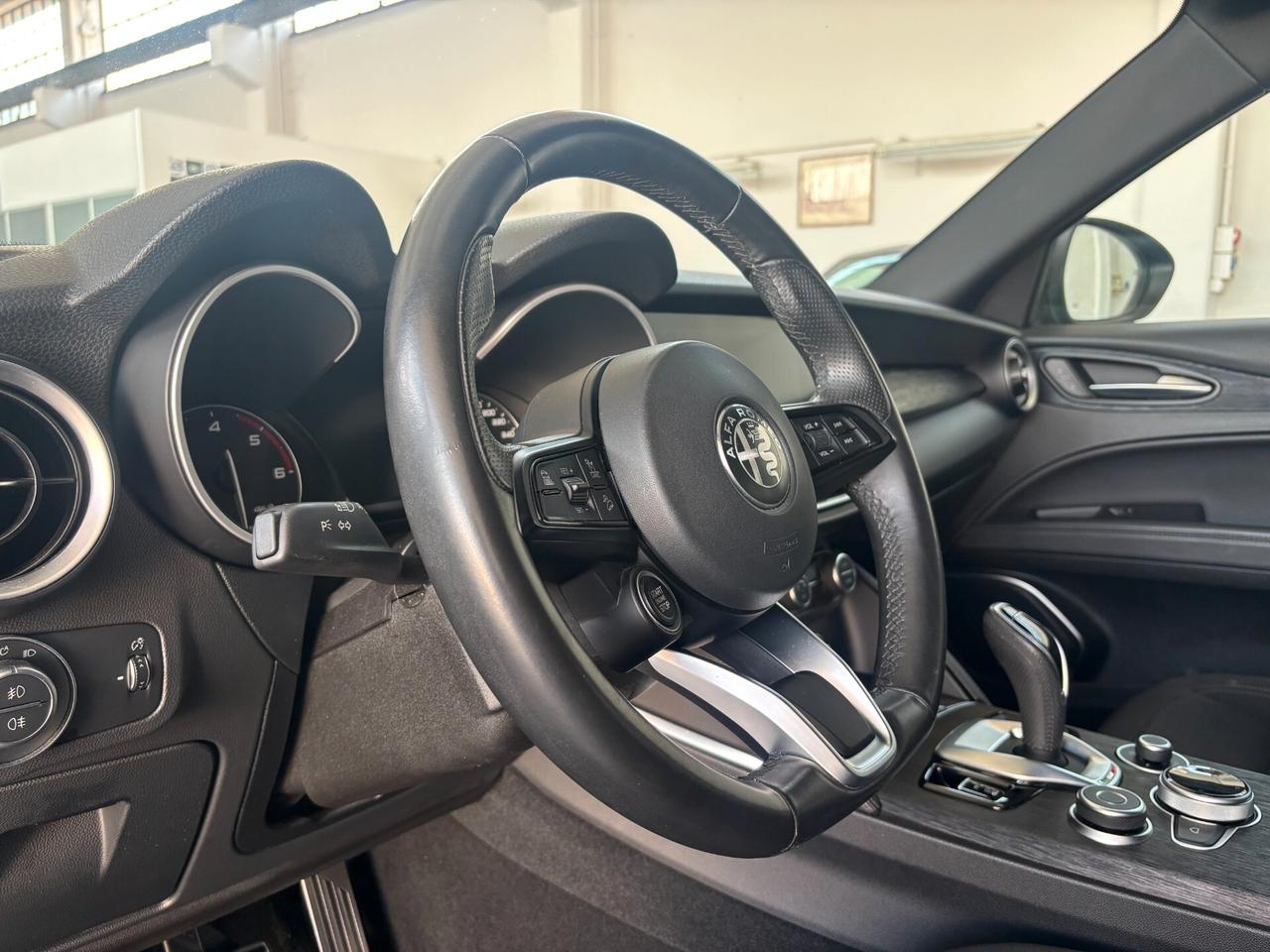 Alfa Romeo Stelvio 2.2 Turbodiesel 190 CV AT8 Q4 Business