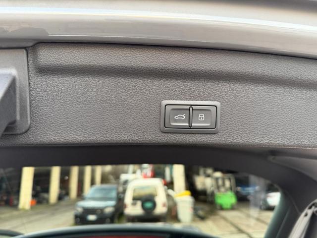 AUDI RS Q3 SPB quattro S tronic