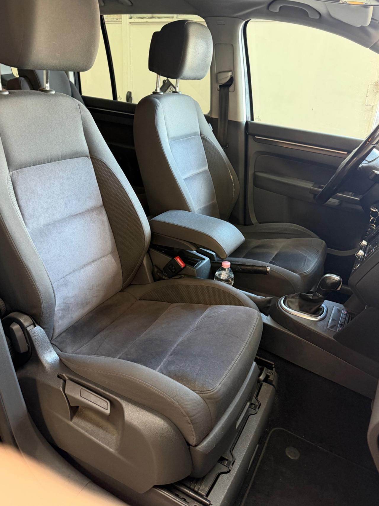 Volkswagen Touran 1.4 TSI DSG Highline EcoFuel