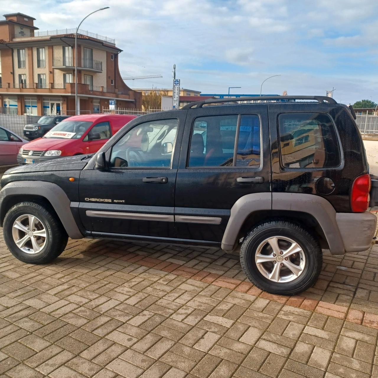 4X4 CHEROKEE 2.8 TURBINA E CATENA NUOVI