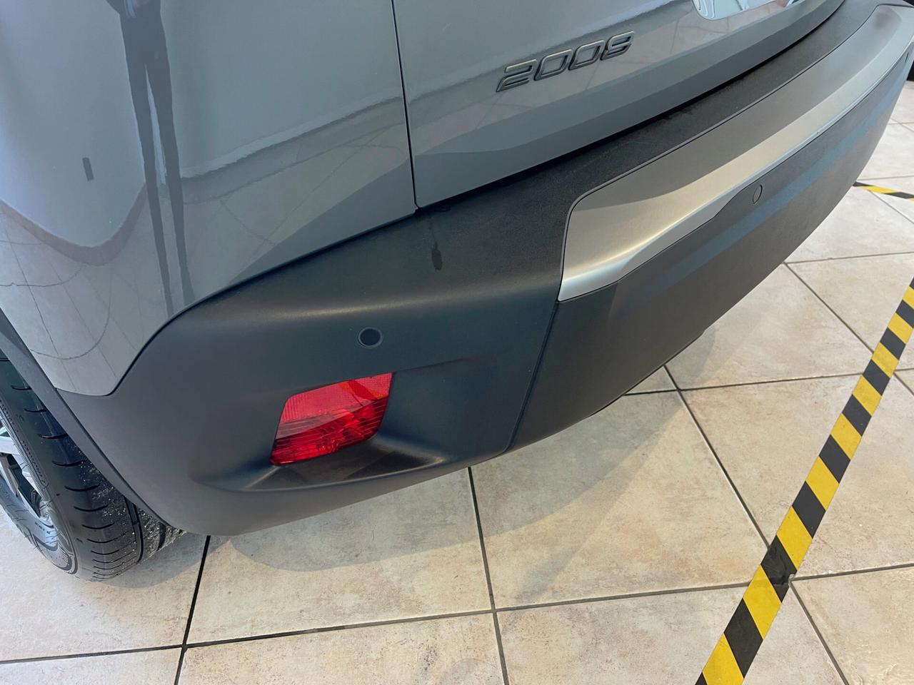 Peugeot 2008 1.2 100cv S&S Allure