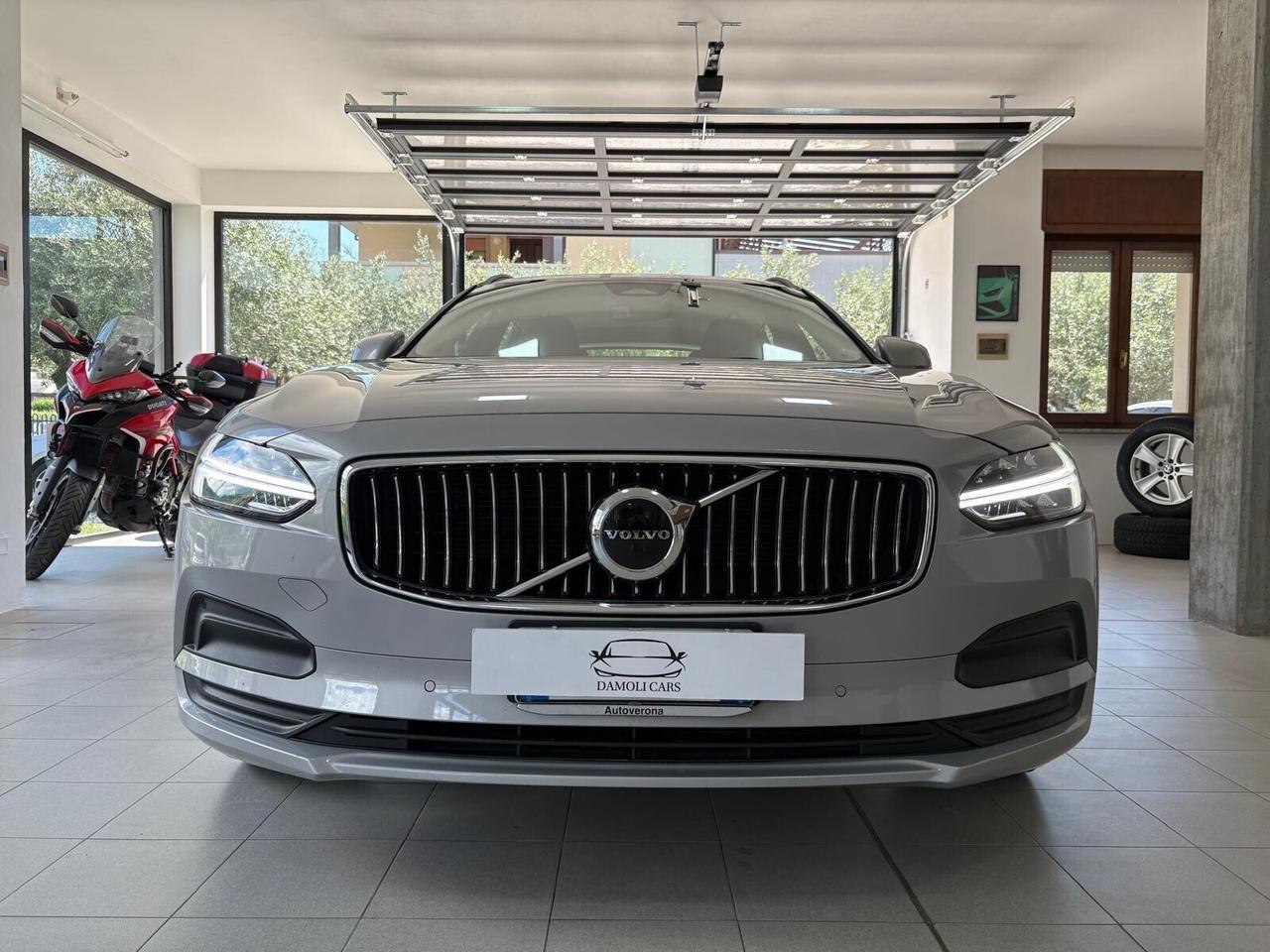Volvo V90 B4 automatico Plus Bright
