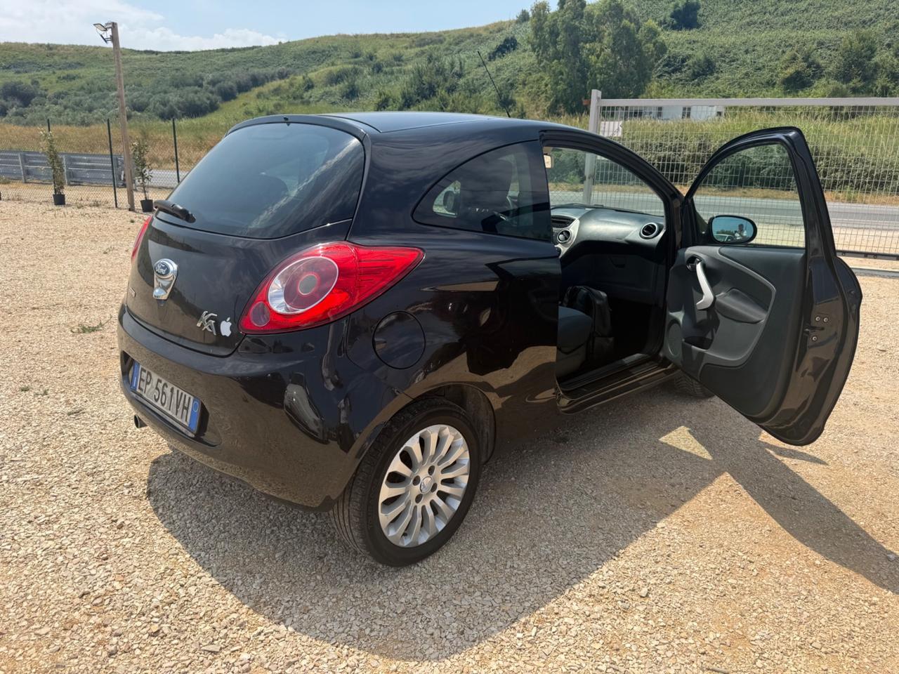 Ford Ka 1.3 75 CV Neopatentati 2.990 PERMUTE