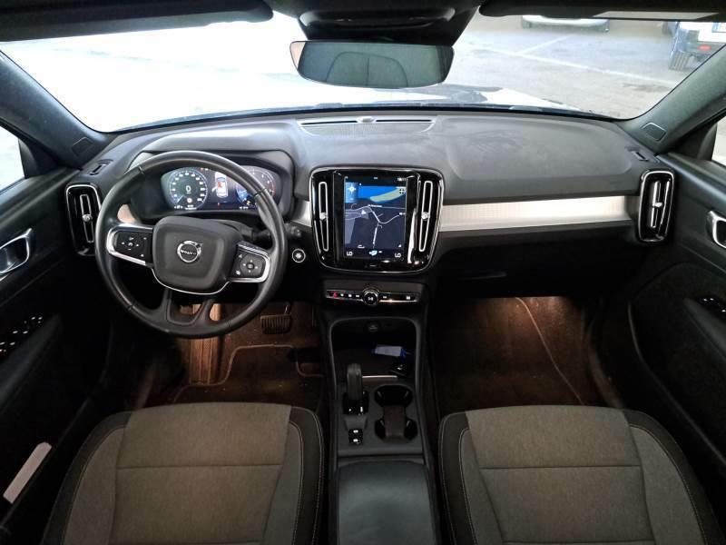VOLVO XC40 T3 Geartronic Momentum MY21