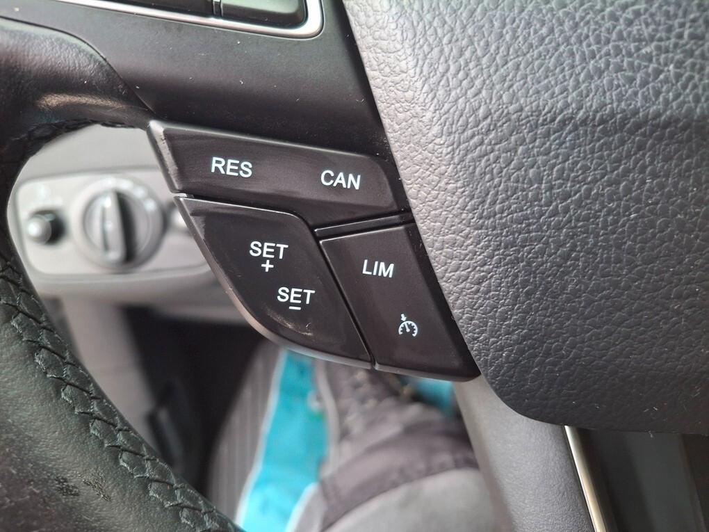 Ford Kuga 1.5 TDCI 120cv 2WD Titanium - 2018