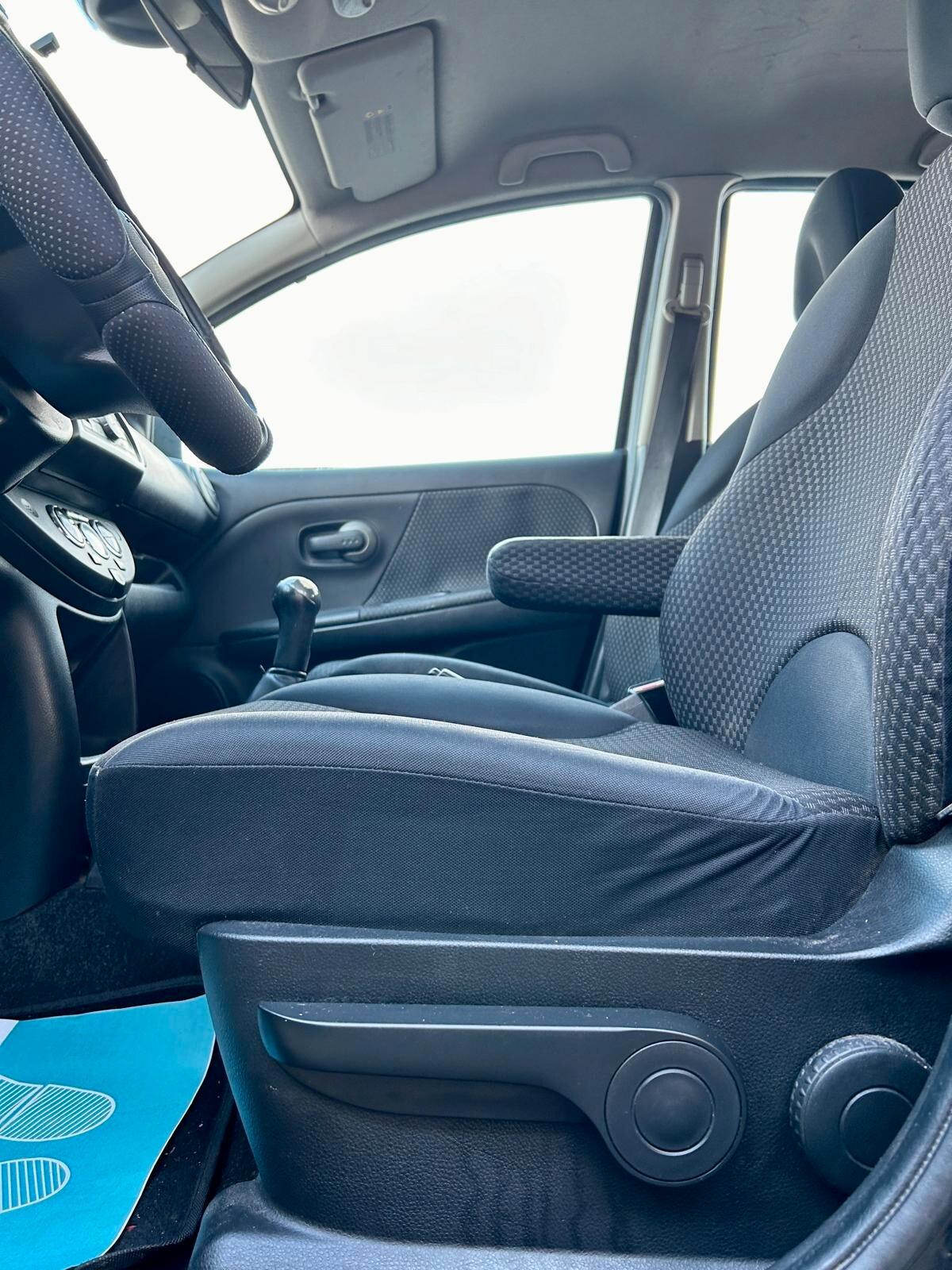 Nissan Note 1.4 16V Acenta (65kw)