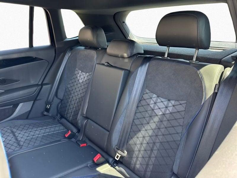 Volkswagen Tiguan Tiguan 1.5 eTSI 150 CV ACT DSG R-Line Camera 360° Led Matrix 20"