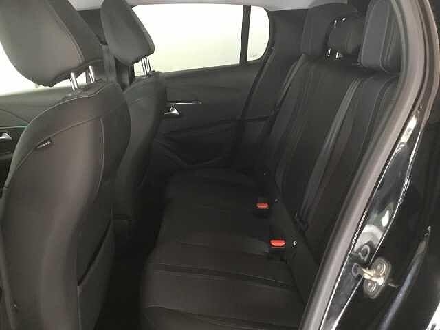 Peugeot 208 motore elettrico 136 CV - Usata