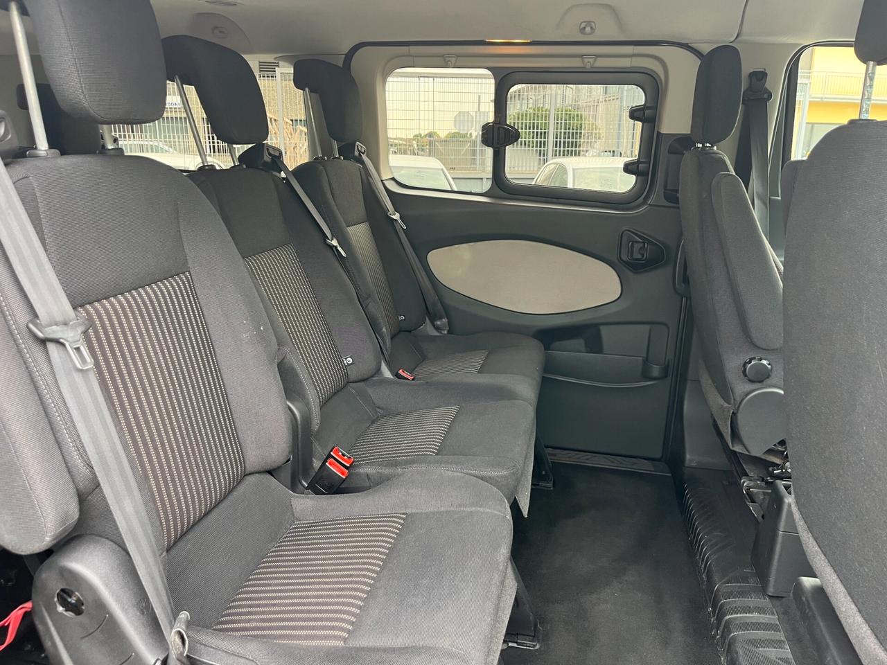 Ford Tourneo Custom 310 2.0 TDCi 130CV PC Trend