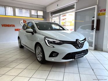 RENAULT Clio Hybrid E-Tech 140 CV 5p. Zen TAGL DOC*UNIPRO