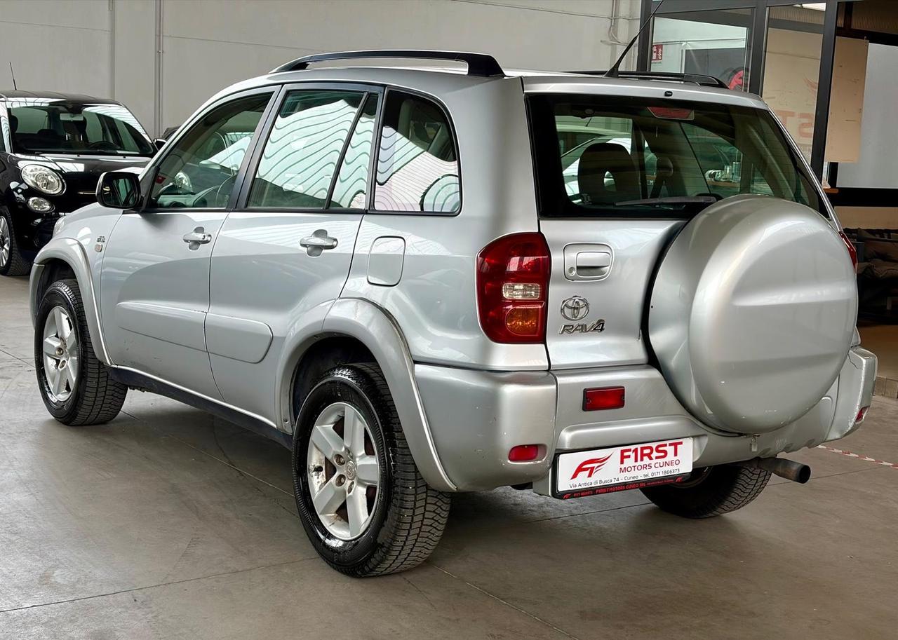 Toyota RAV 4 RAV4 2.0 Tdi D-4D cat 5 porte Sol