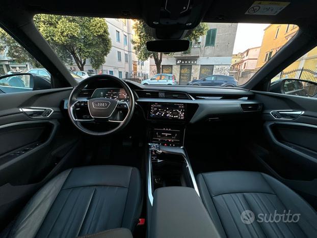 Audi e-tron SPB 50 quattro Business MATRIX PELLE U