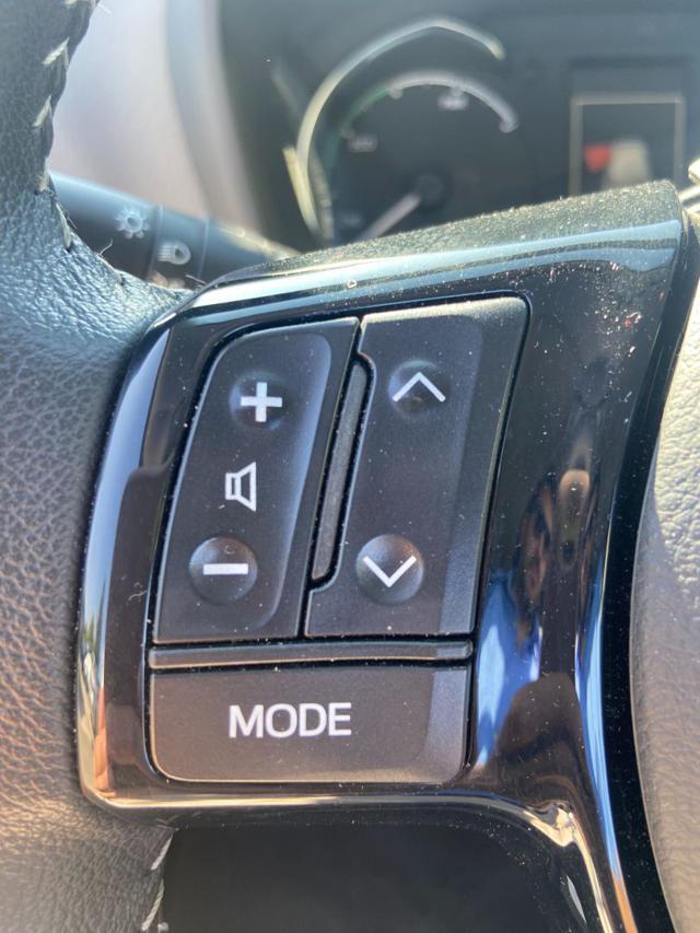 TOYOTA Yaris *PROMO* 1.5 Hybrid 5 porte Business