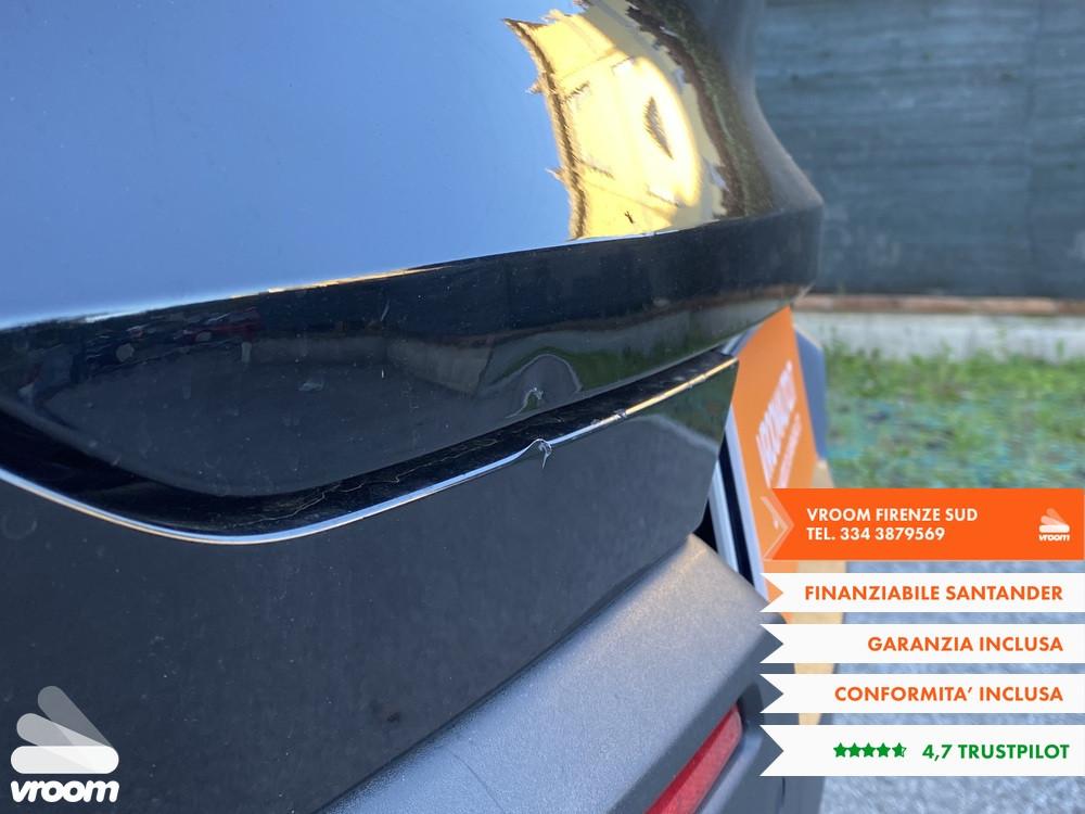 VOLVO XC40 (2017-->) XC40 T2 Momentum Pro