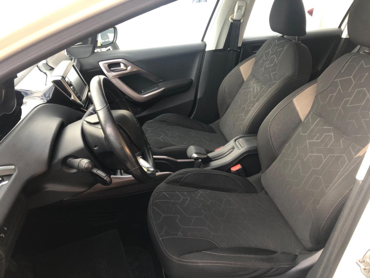 Peugeot 2008 PureTech 82 Access