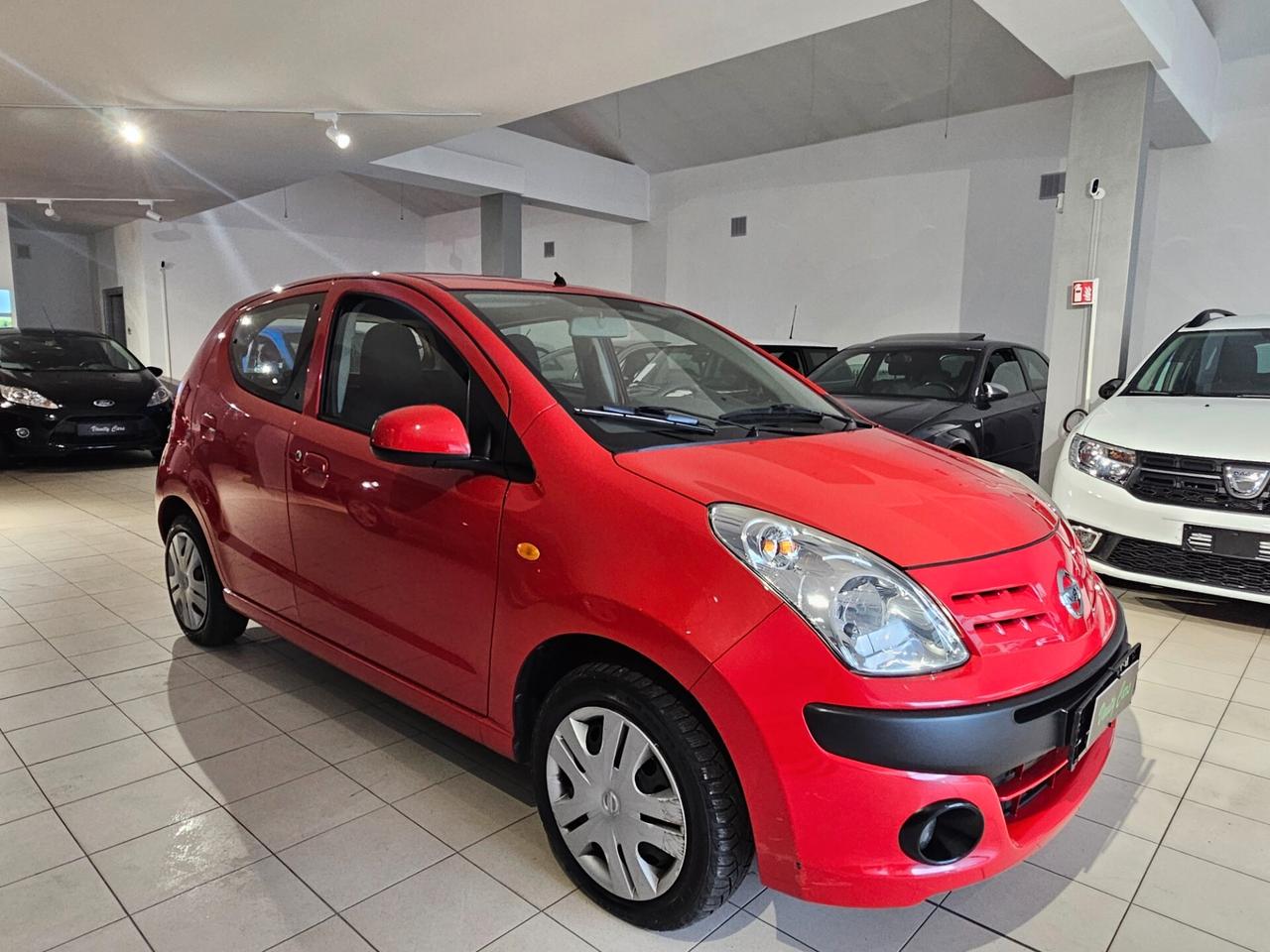 Nissan Pixo 1.0 5 porte Look IDONEA PER NEOPATENTATI