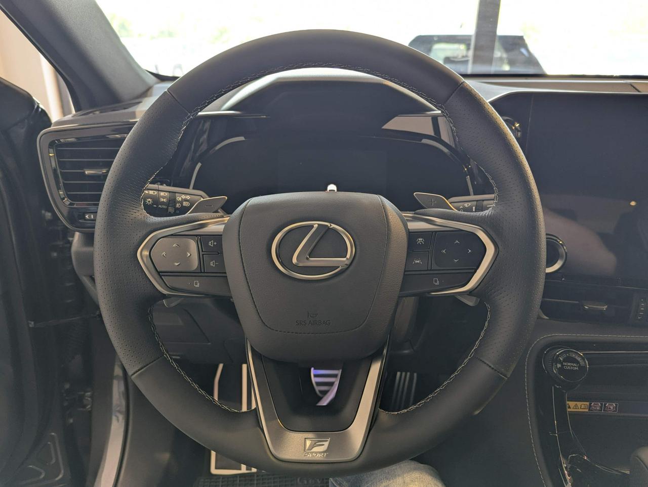 Lexus NX 350h 2.5 F-Sport 4wd e-cvt