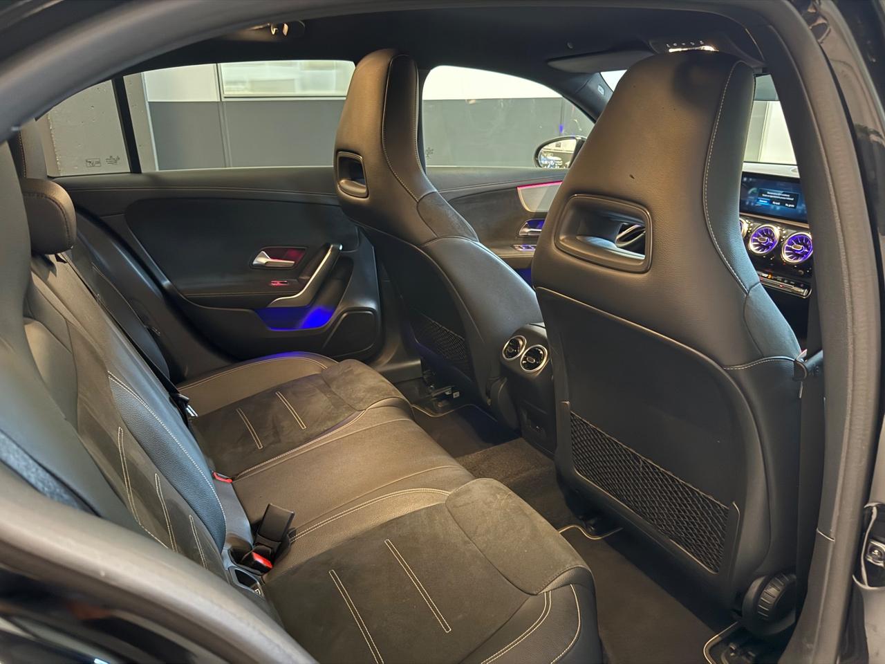 Mercedes-benz A 180 d Premium Edition One AMG Night Edition