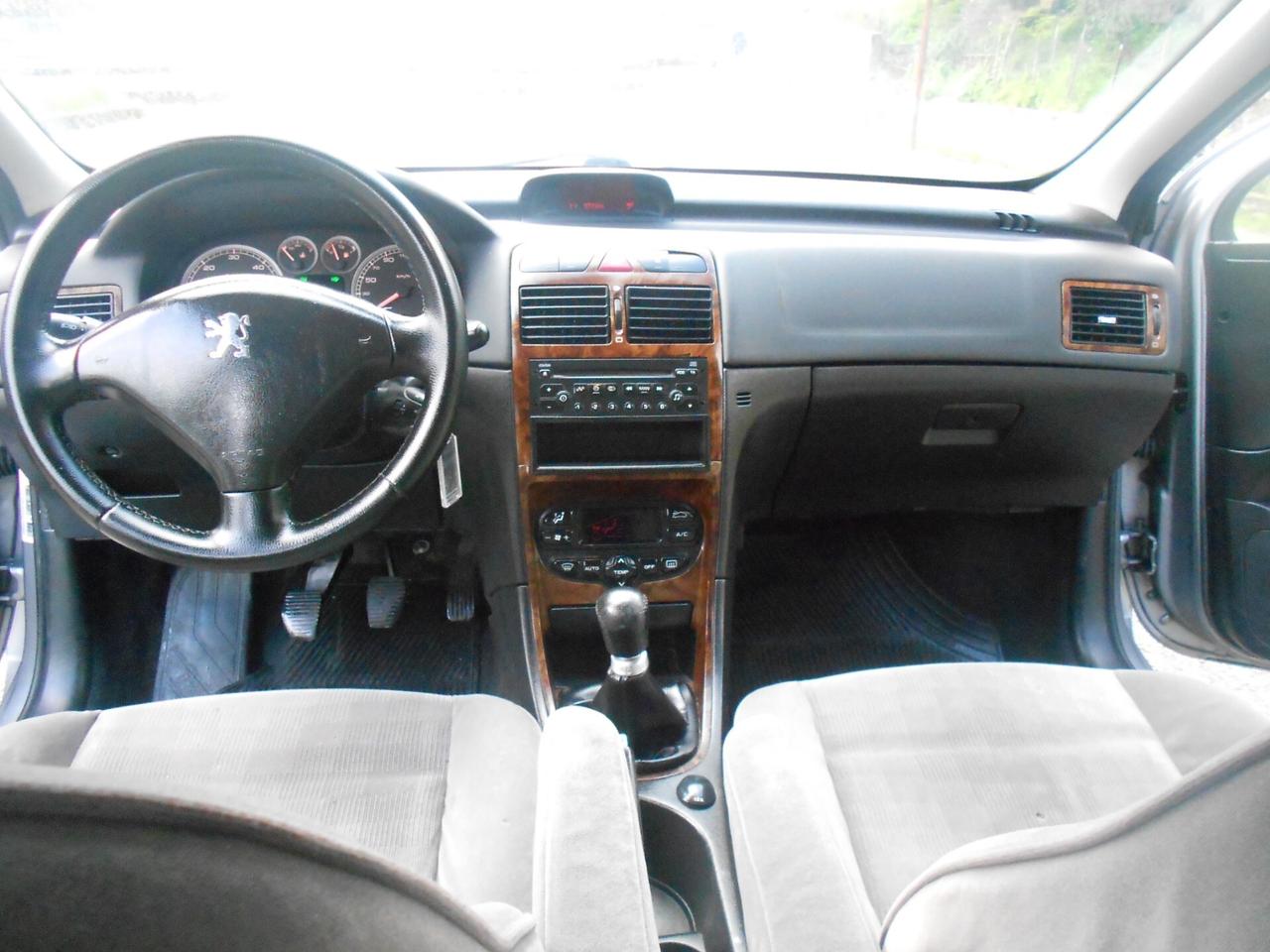 307 BERLINA,2.0hdi(VELLUTO-RADICA-CLIMATRONIC)