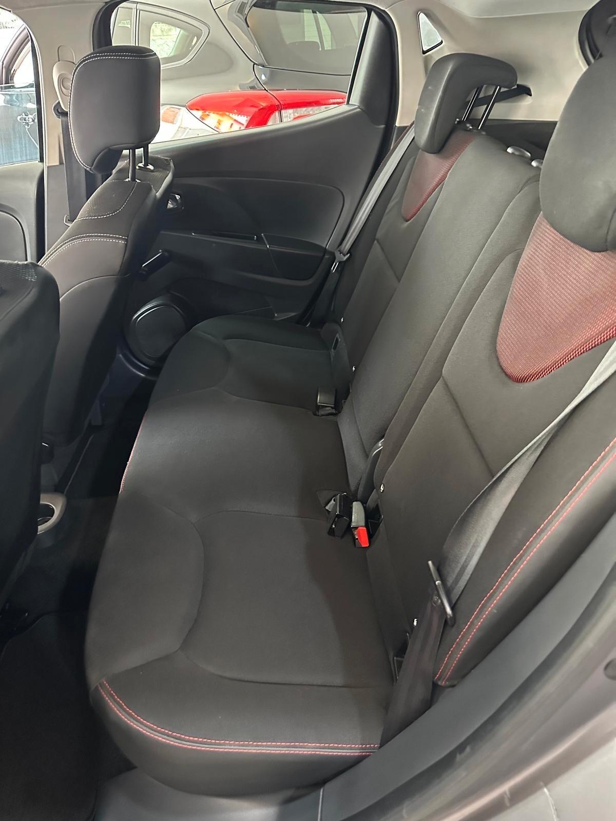 Renault Clio Sporter 1.2 75CV Live