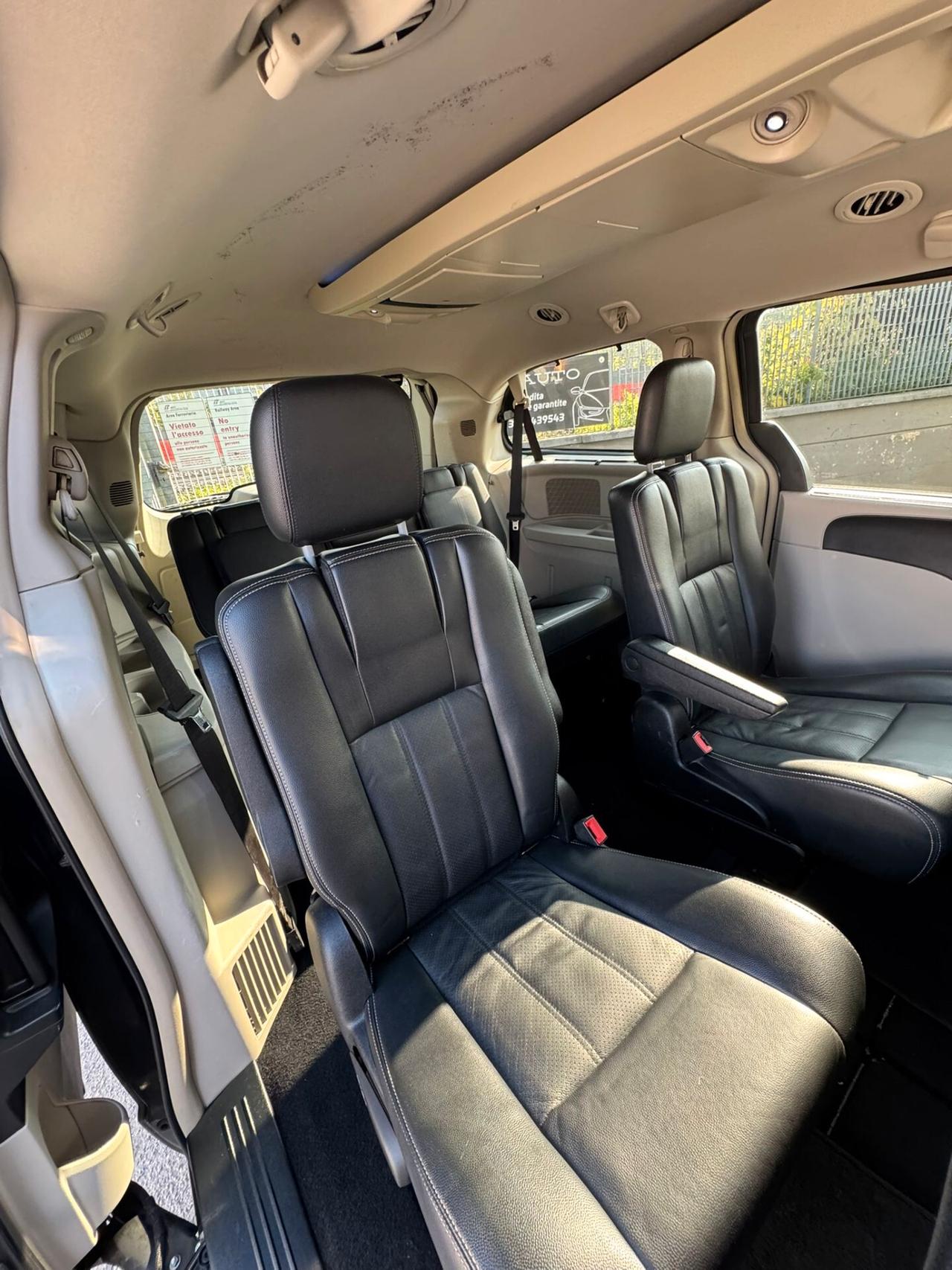 Lancia Voyager 2.8 Turbodiesel Platinum 163 CV