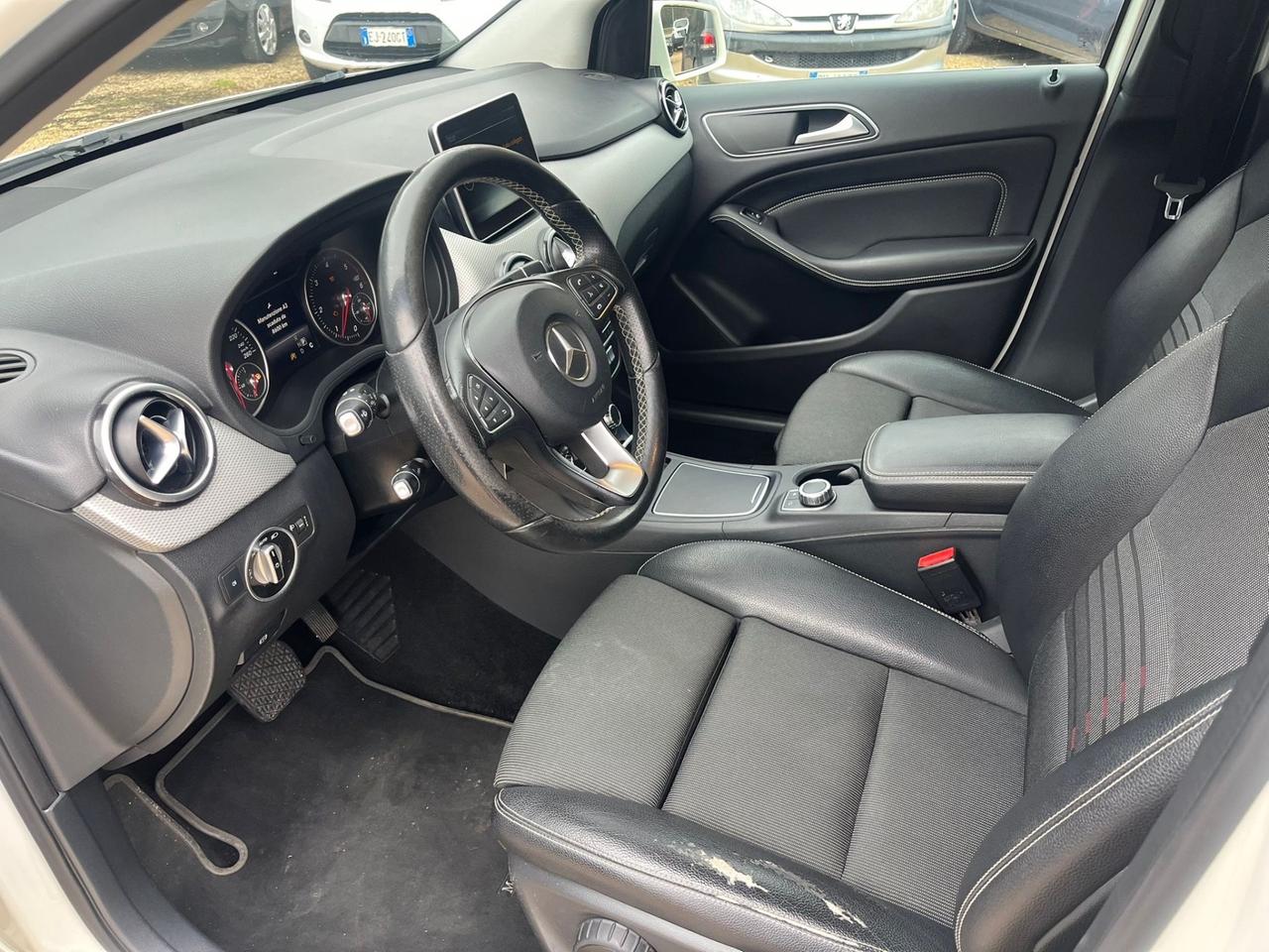Mercedes-benz B 180 1.5 Diesel - Automatico - Neopatentati