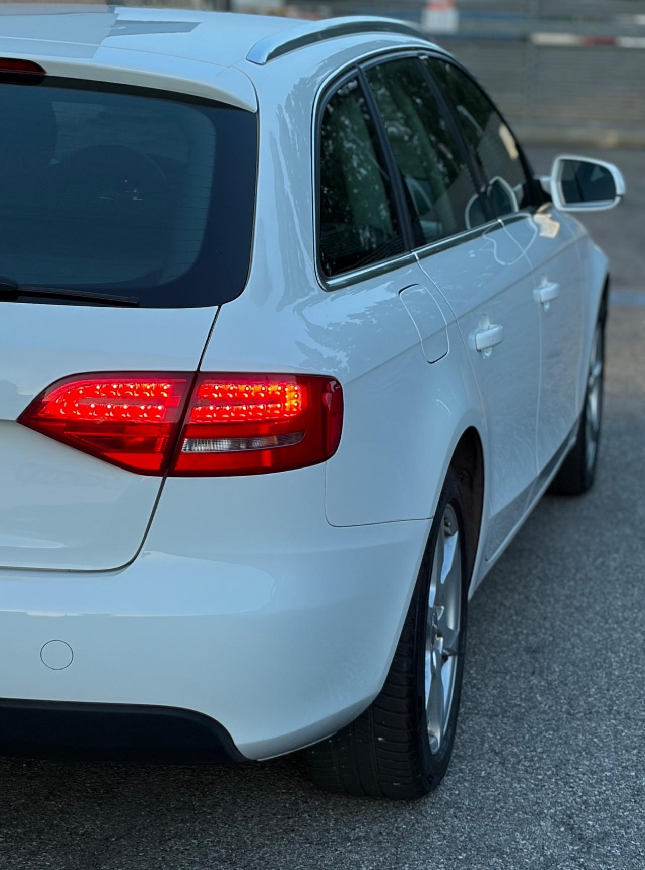 Audi A4 2.0 TDI 143cv 2011 euro5 c.automatico
