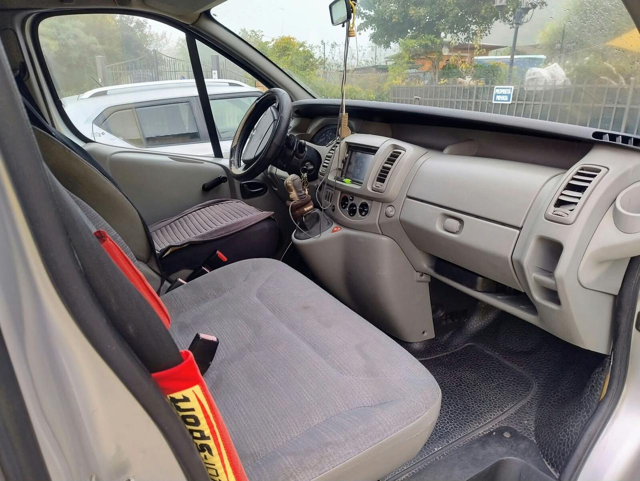 Renault Trafic 2.0 dCi