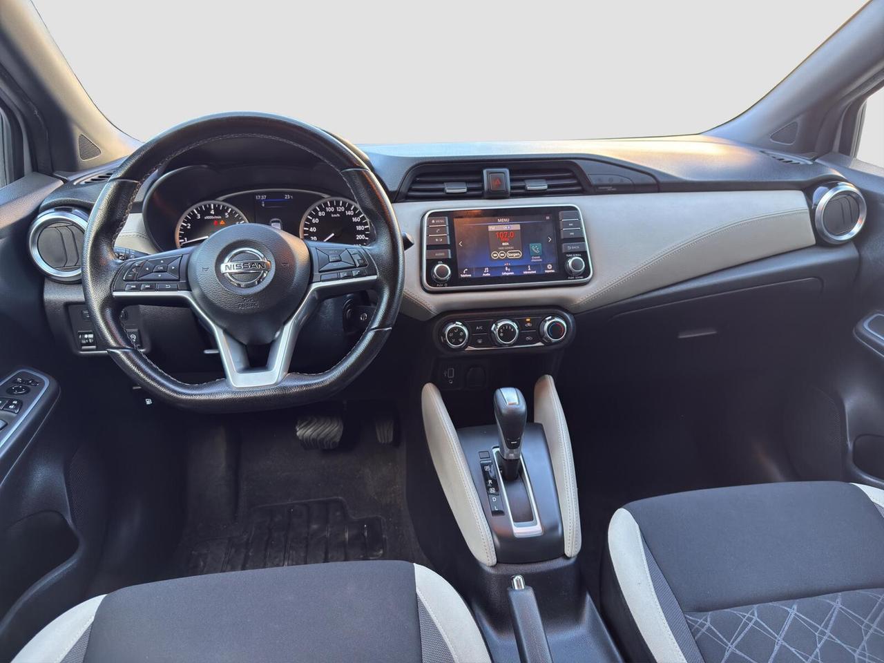 Nissan Micra 1.0 N-Connecta 100cv xtronic automatica 2020