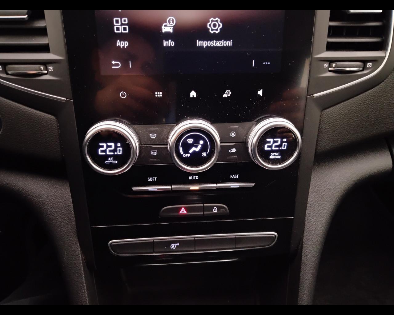 RENAULT Megane IV 2020 Berlina - Megane 1.5 blue dci Equilibre 115cv