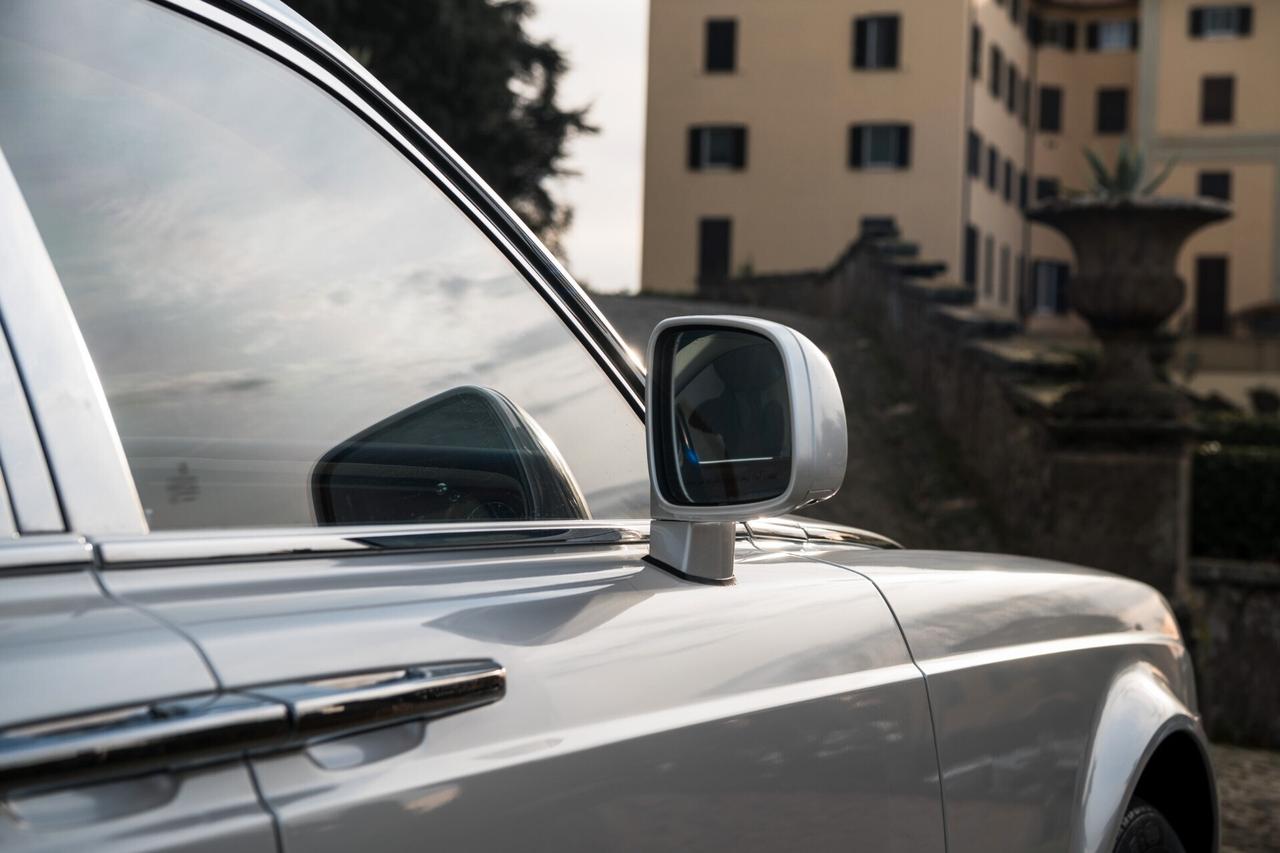 Rolls Royce Phantom 6.7 EWB