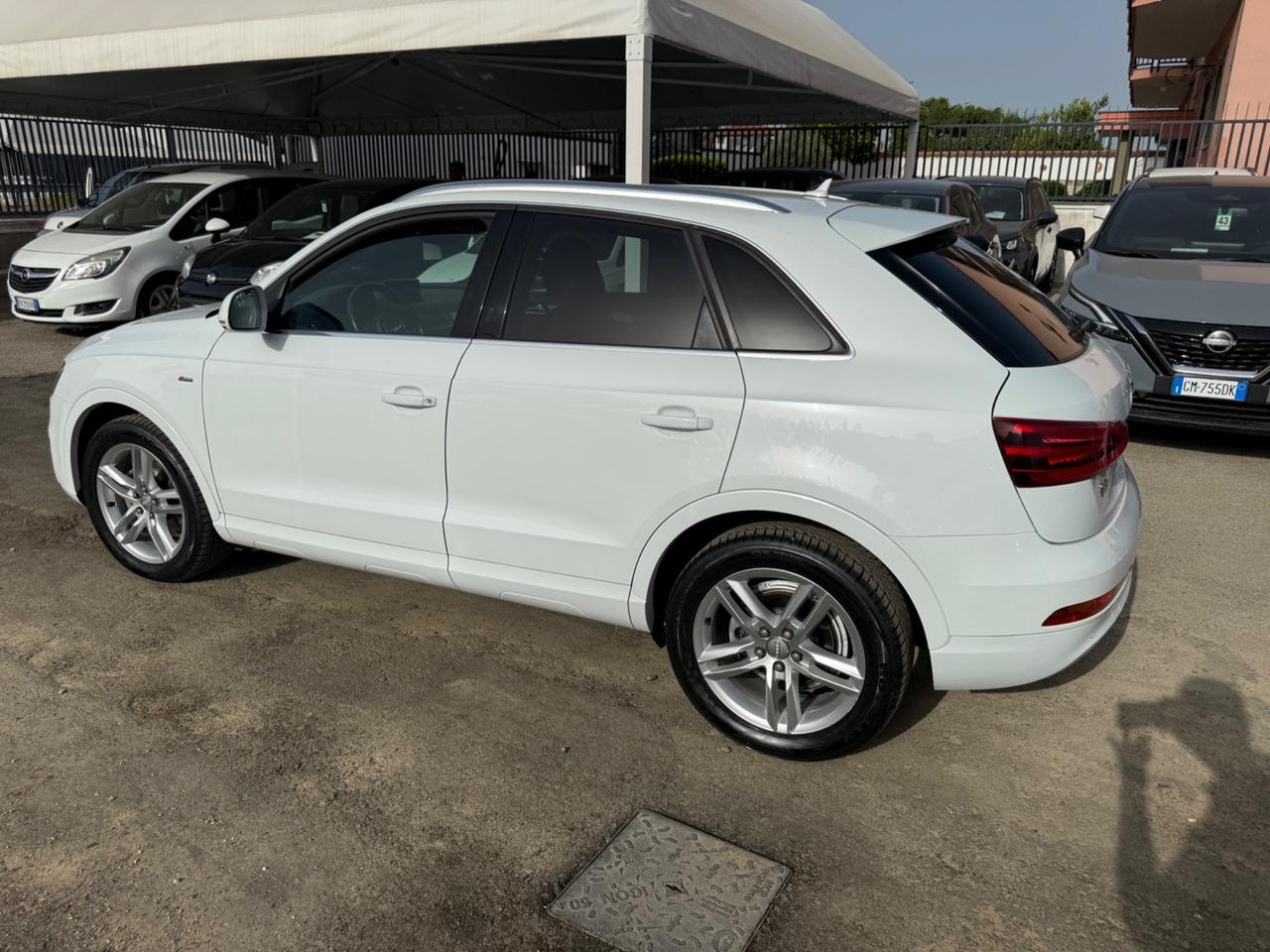 Audi Q3 2.0 tdi 177cv S-Line S-Tronic Quattro