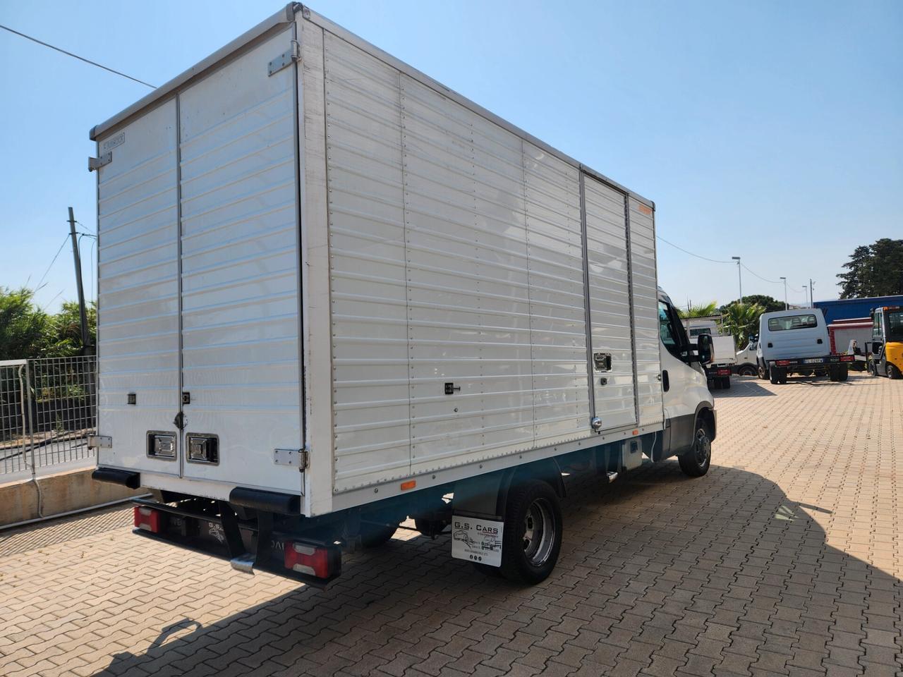 IVECO DAILY VASTO ASSORTIMENTO 35C15