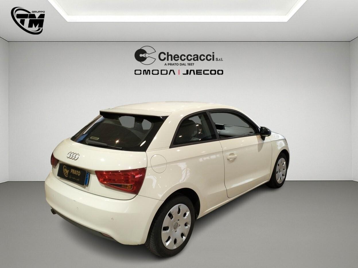 Audi A1 3p 1.6 tdi Attraction c/clima 90cv NEOPATENTATI
