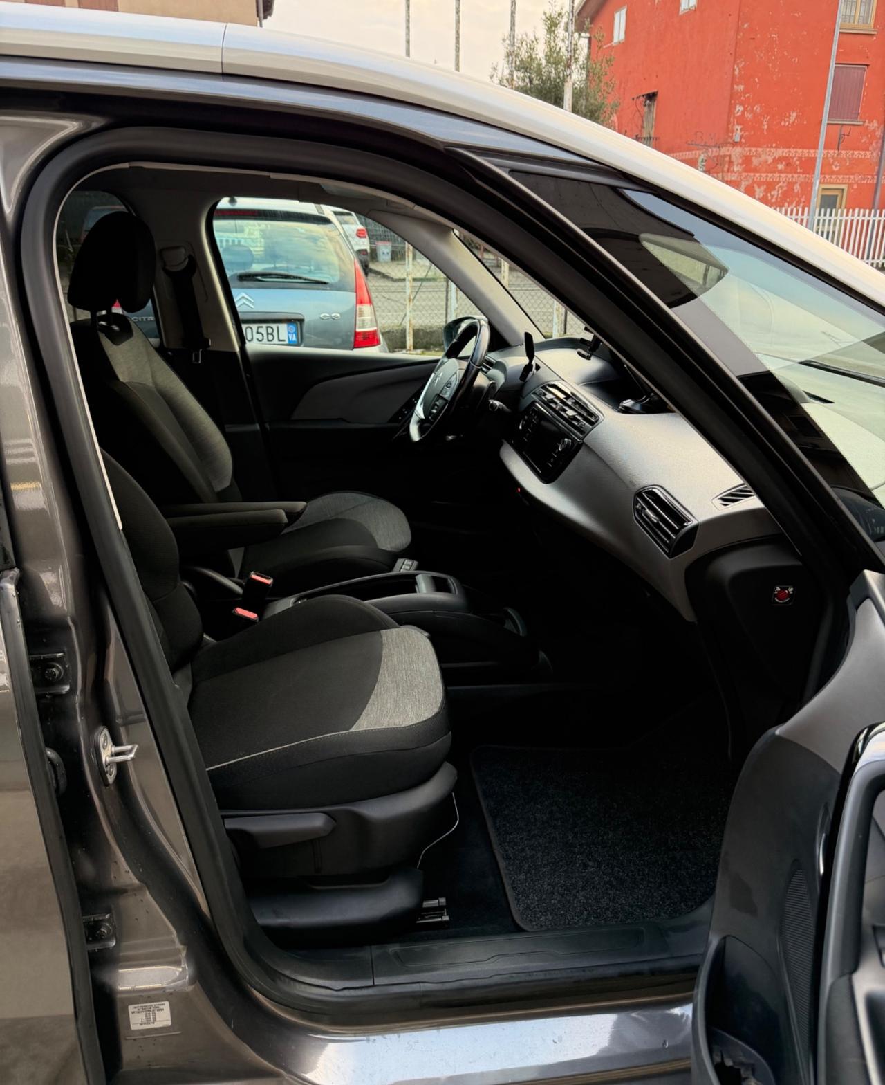 Citroen C4 SpaceTourer- 1.5D- Neopatentati-7posti