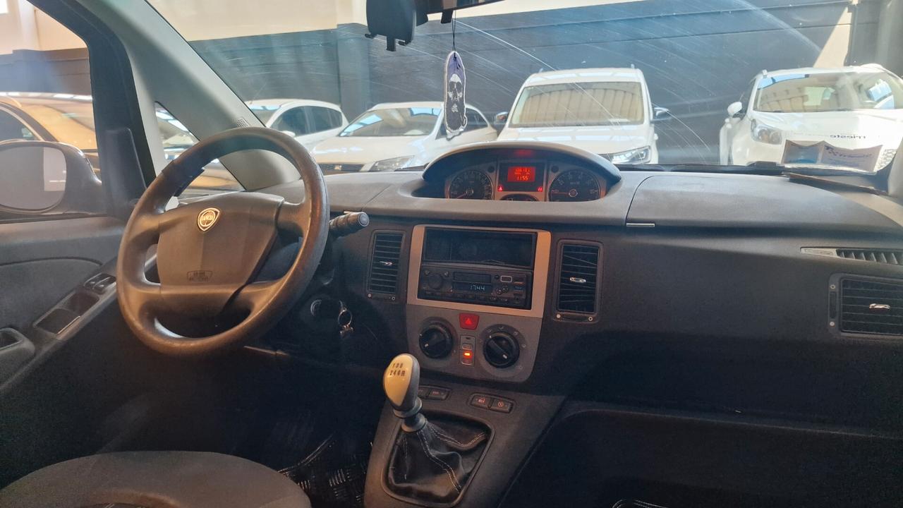 Lancia MUSA 1.4 16V Platinum
