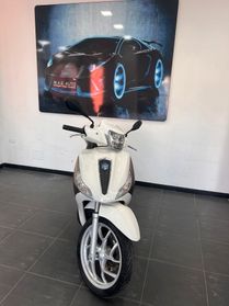 Piaggio Medley 125