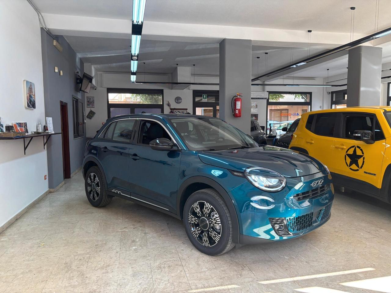 Fiat 600 Hybrid 110 CV DCT MHEV Business Km0 Italiana