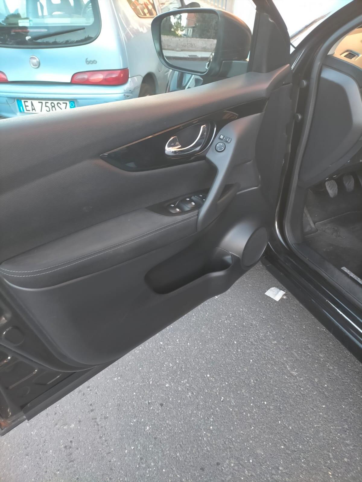 Nissan Qashqai 1.5 dCi Tekna