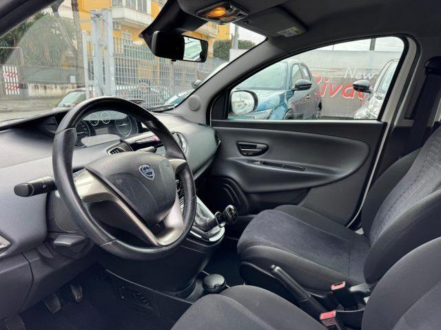 LANCIA Ypsilon 1.2 69 CV Gpl 5 porte Platinum