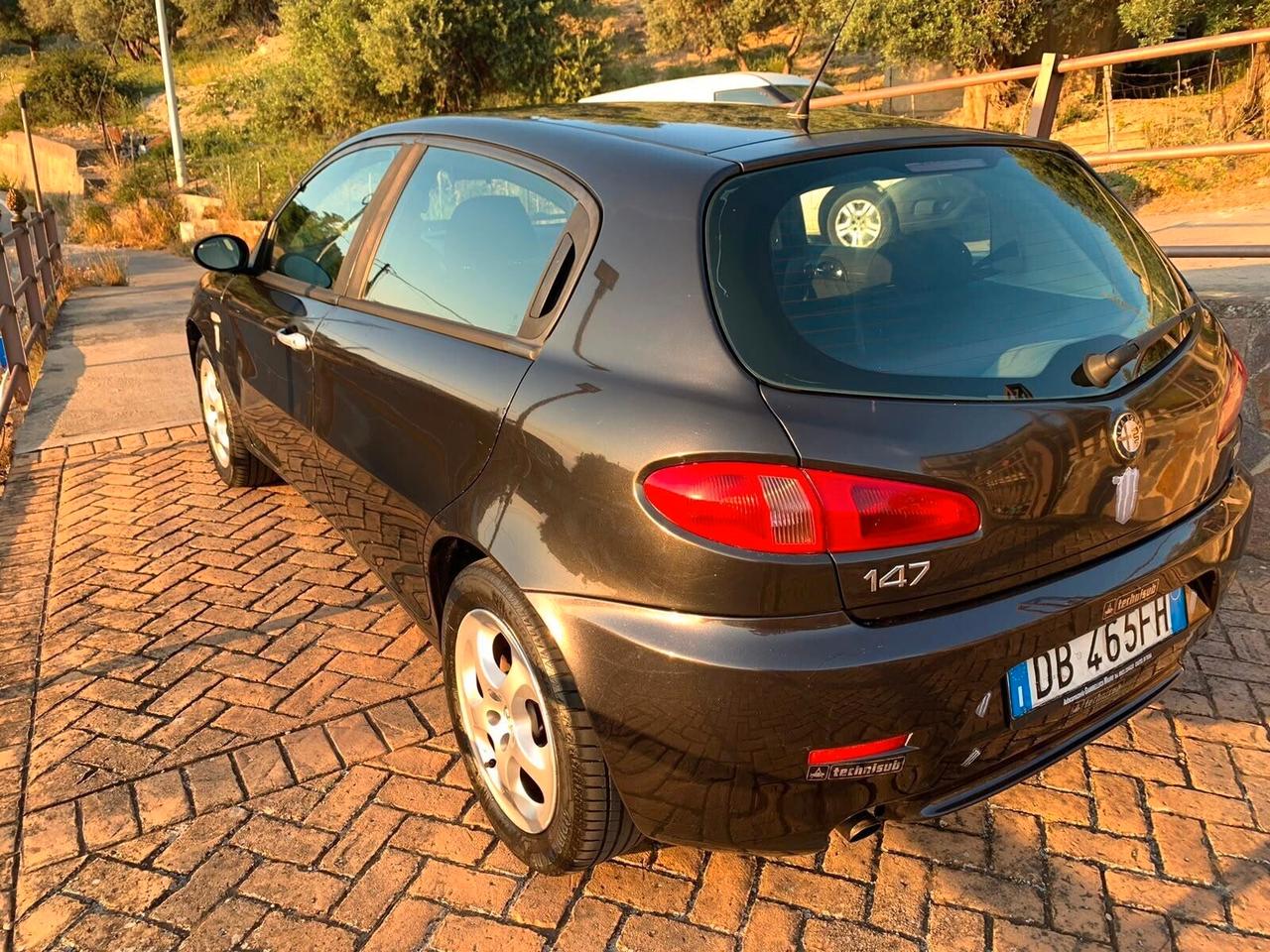 Alfa Romeo 147 1.9 JTD (120) 5 porte Progression
