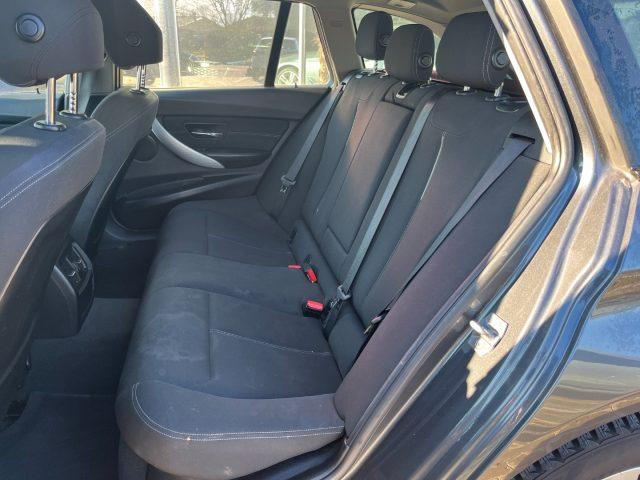 BMW 320 d xDrive Touring Sport StepTronic